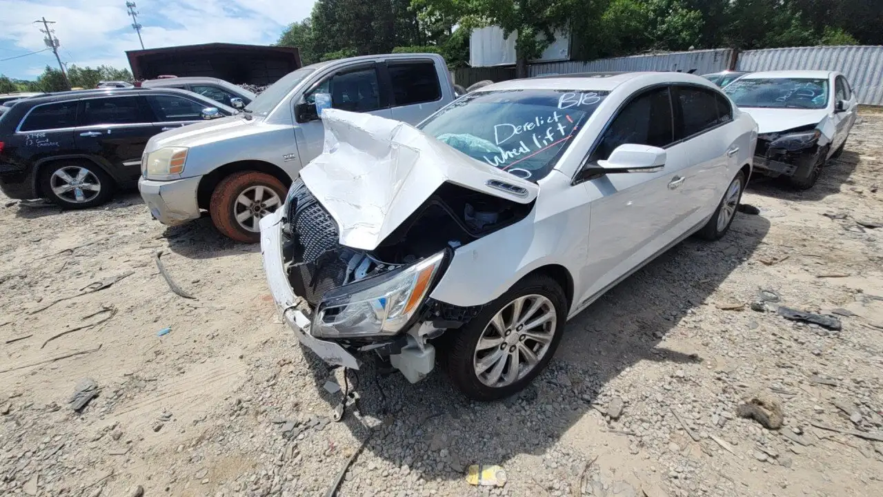 Photo of 2015 Buick Lacrosse
