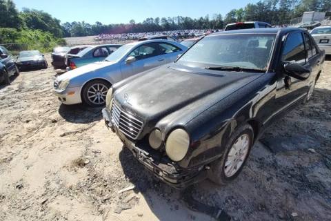 Photo of 2000 Mercedes-Benz E320