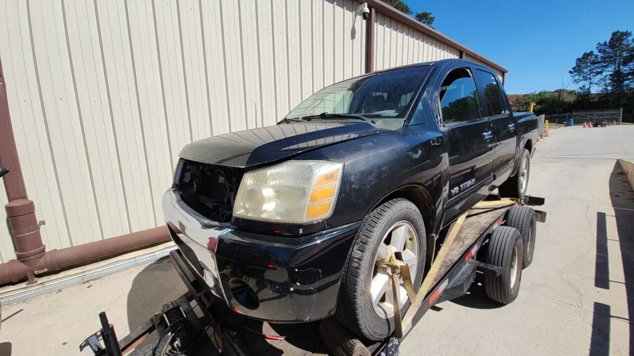 Photo of 2005 Nissan Titan