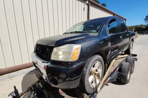 Photo of 2005 Nissan Titan