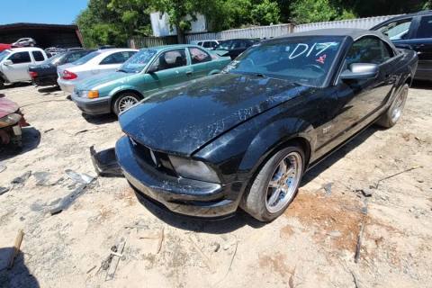 Photo of 2006 Ford Mustang