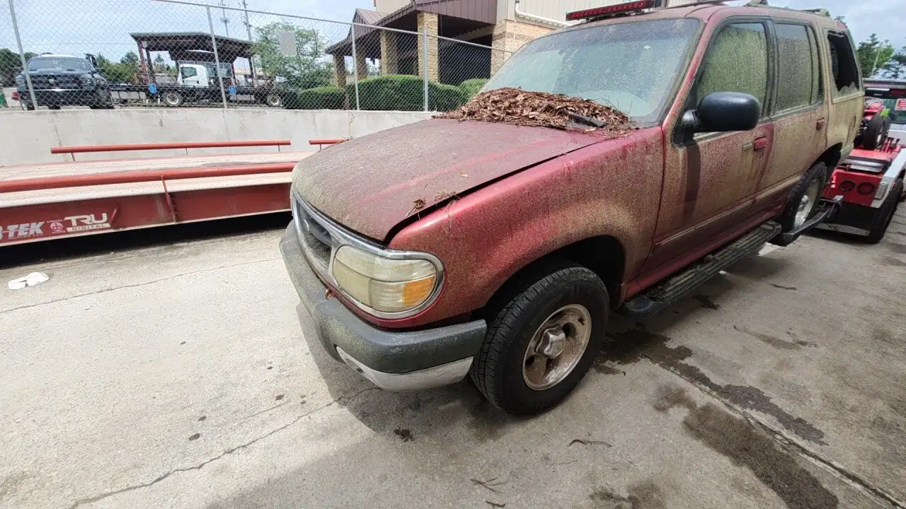Photo of 2001 Ford Explorer