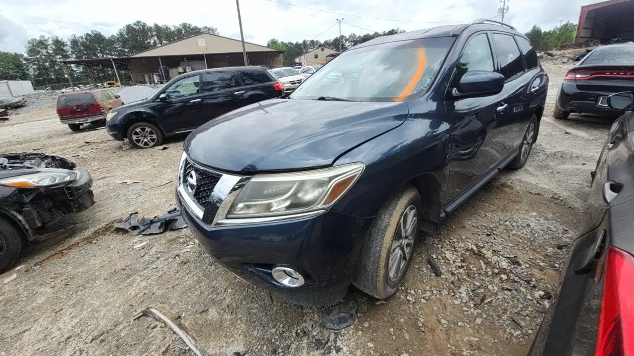 Photo of 2013 Nissan Pathfinder