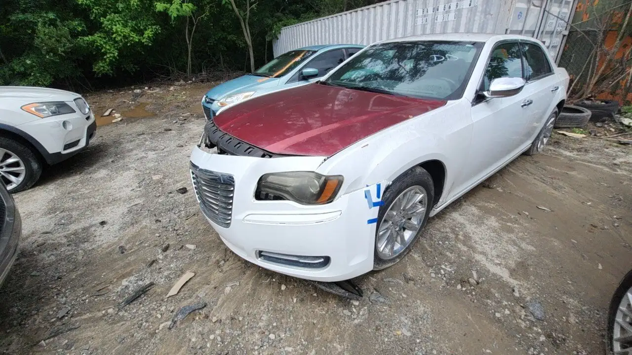 Photo of 2012 Chrysler 300