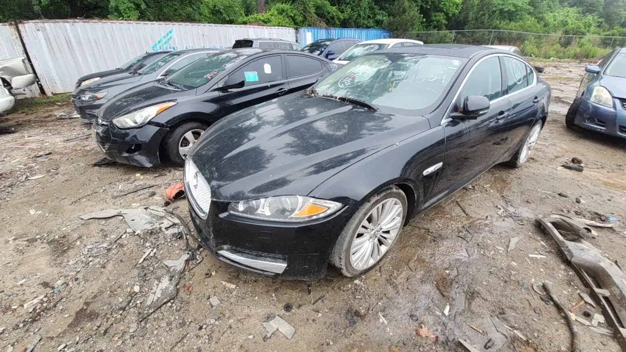 Photo of 2012 Jaguar Xf