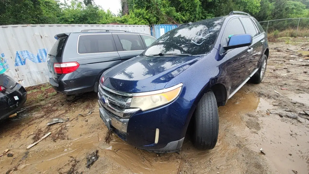 Photo of 2011 Ford Edge