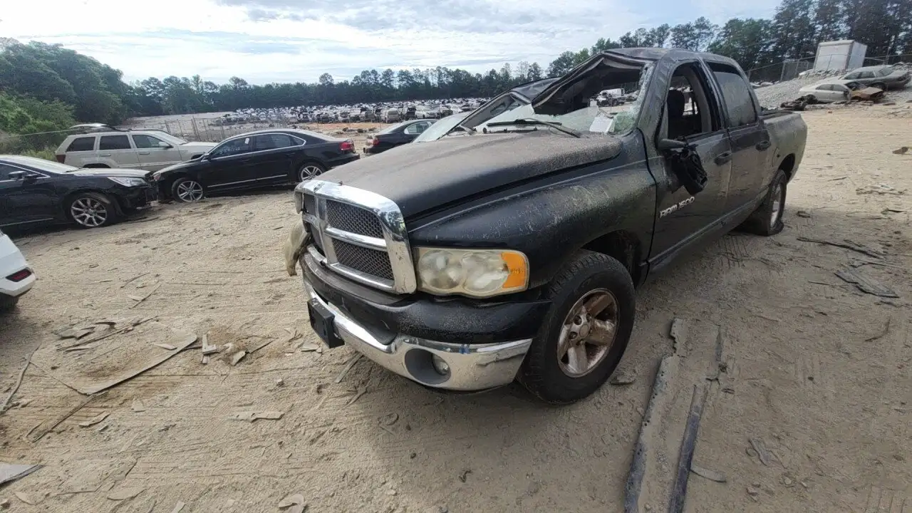 Photo of 2002 Dodge Ram 1500