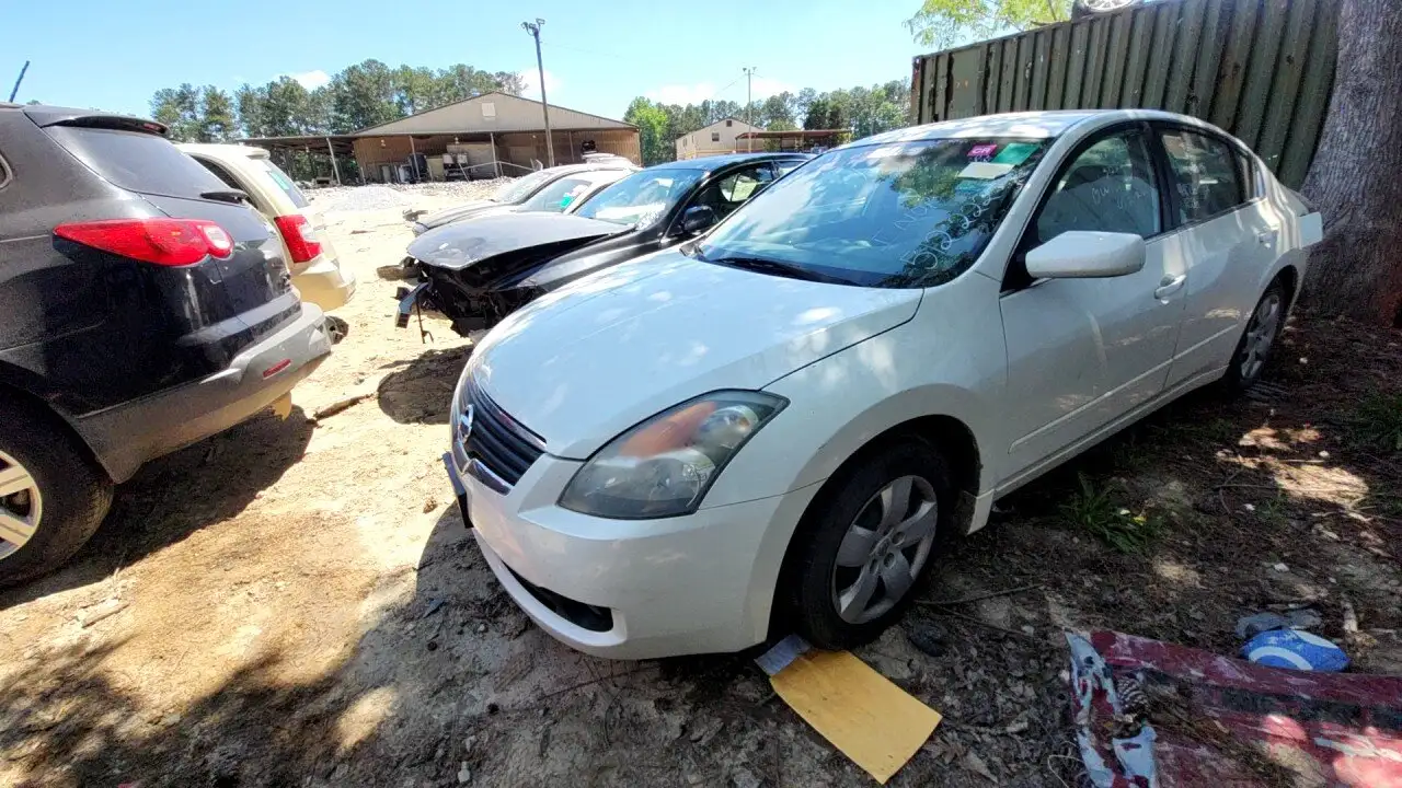 Photo of 2008 Nissan Altima