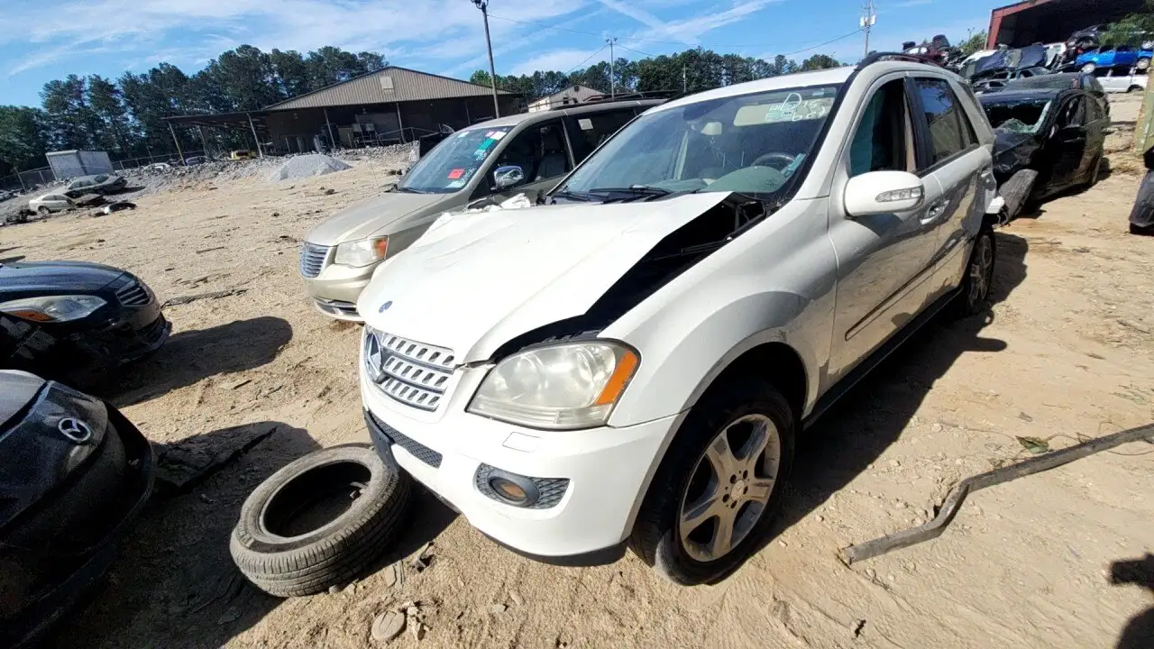Photo of 2008 Mercedes-Benz Ml350
