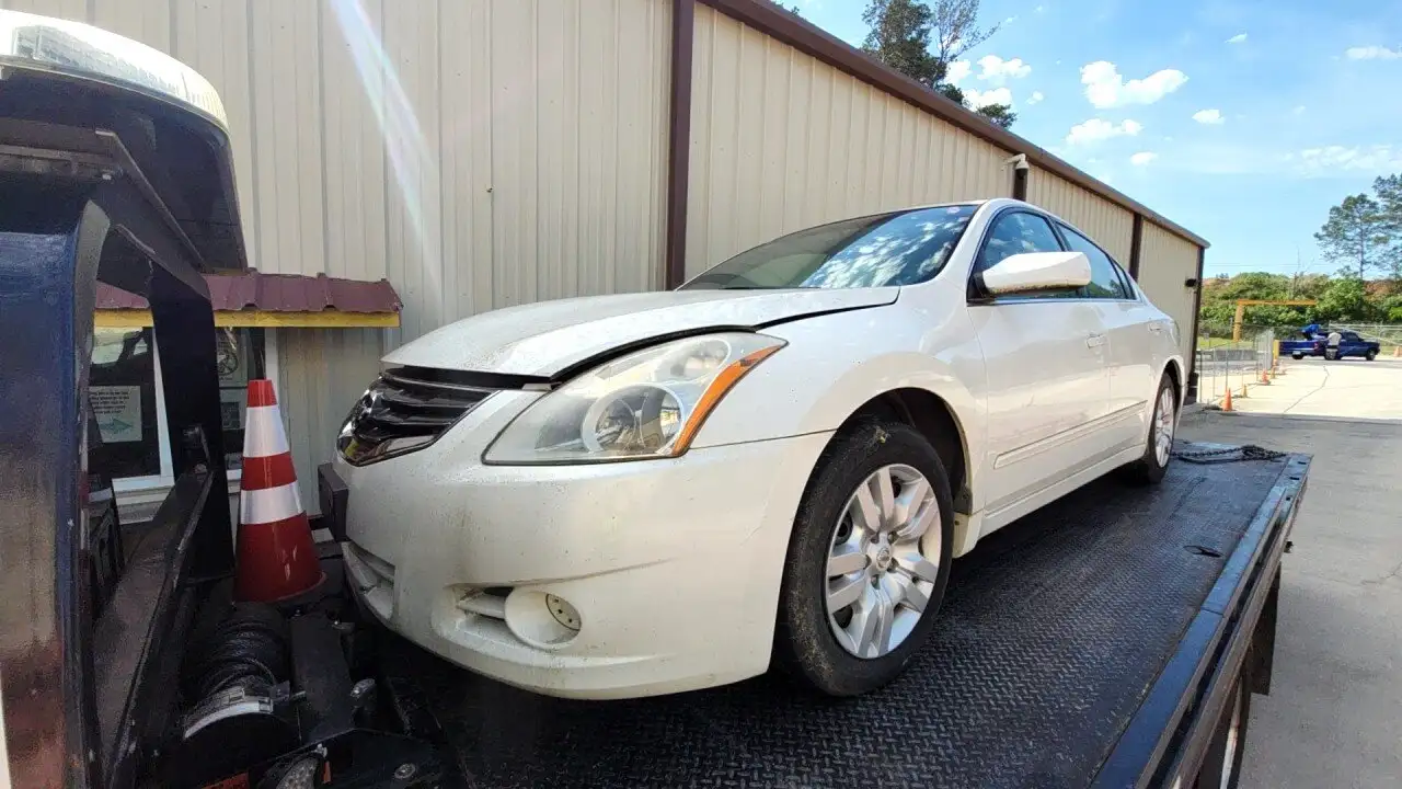 Photo of 2010 Nissan Altima