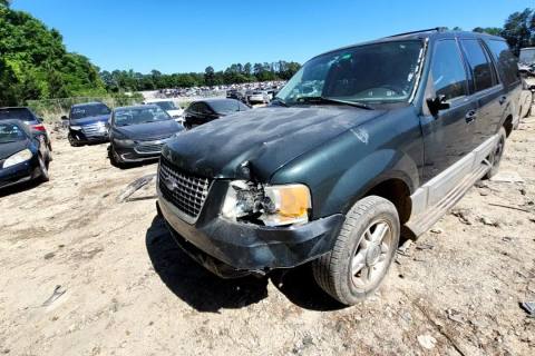 Photo of 2004 Ford Expedition