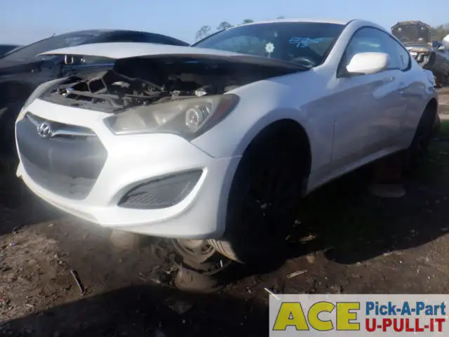 Photo of 2013 Hyundai Genesis