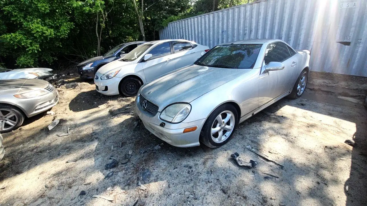 Photo of 2001 Mercedes-Benz Slk320