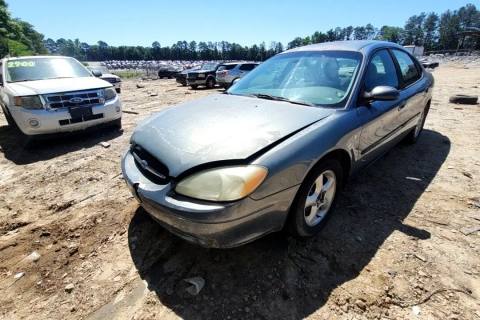 Photo of 2001 Ford Taurus