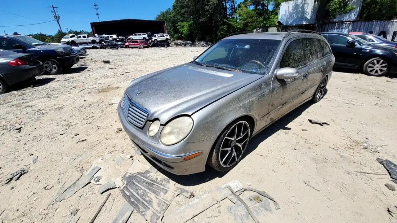 Photo of 2005 Mercedes-Benz E500
