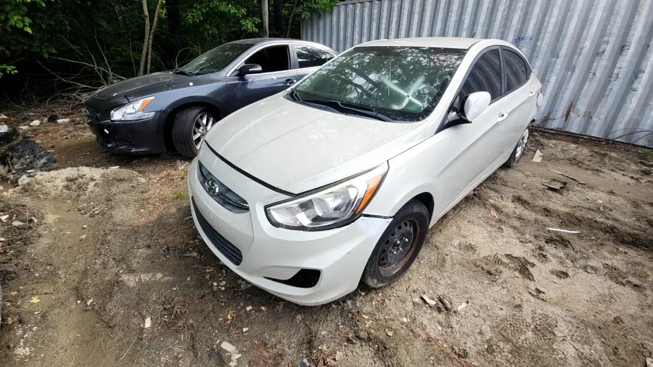 Photo of 2016 Hyundai Accent