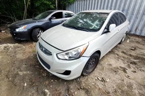 Photo of 2016 Hyundai Accent
