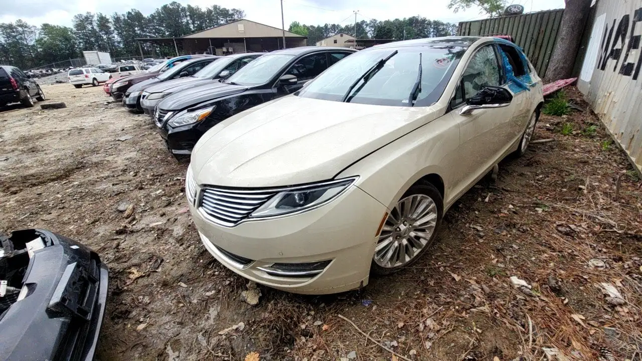 Photo of 2016 Lincoln Mkz
