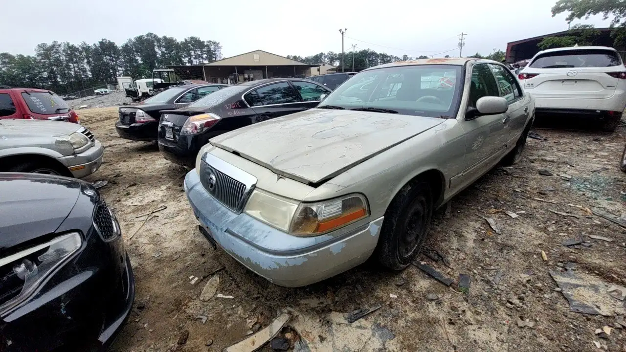 Photo of 2004 Mercury Grand Marquis