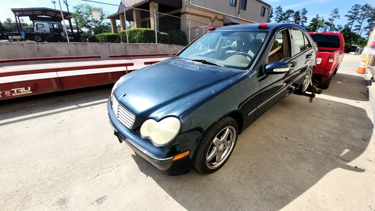 Photo of 2002 Mercedes-Benz C240