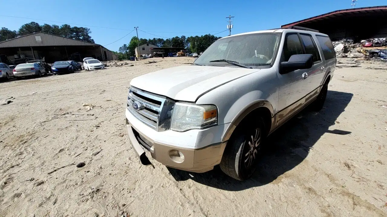 Photo of 2013 Ford Expedition
