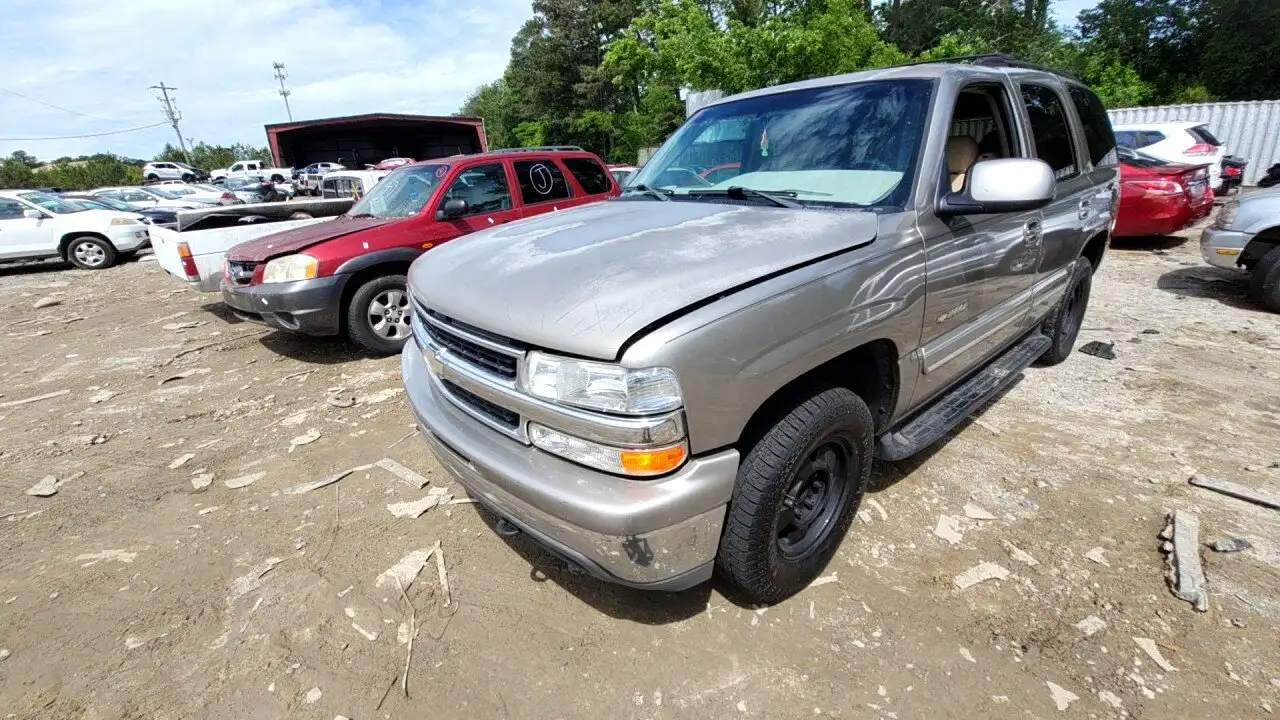Photo of 2001 Chevrolet Tahoe