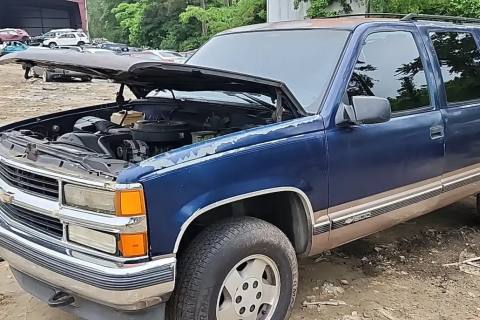 Photo of 1995 Chevrolet K1500 Suburban