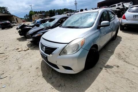 Photo of 2012 Nissan Versa