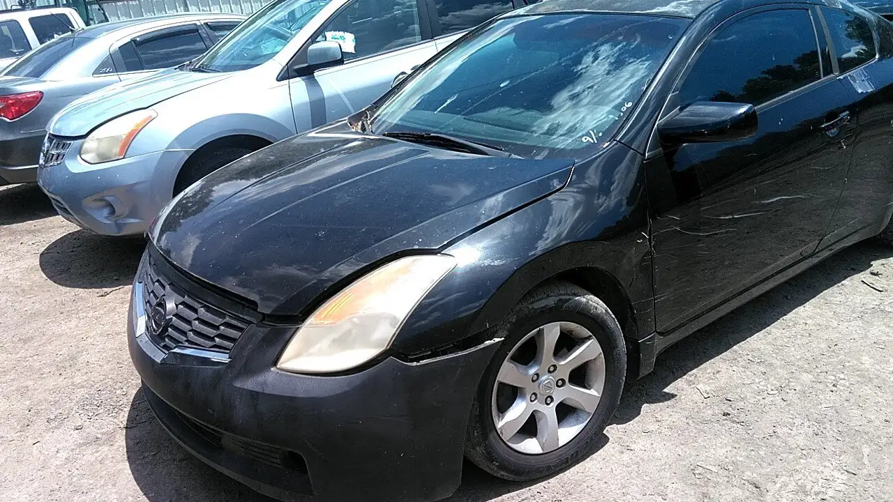 Photo of 2009 Nissan Altima