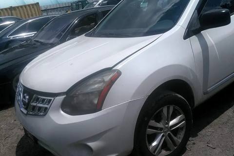Photo of 2015 Nissan Rogue Select