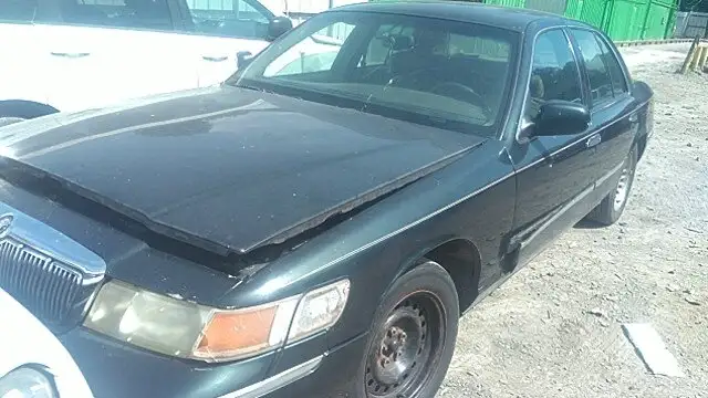 Photo of 1999 Mercury Grand Marquis
