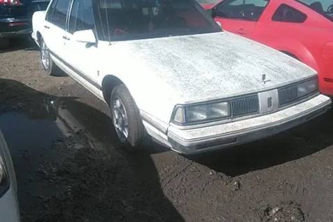 Photo of 1988 Oldsmobile Delta 88