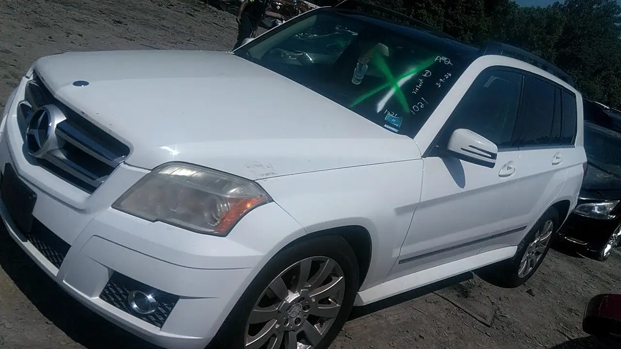 Photo of 2010 Mercedes-Benz Glk350