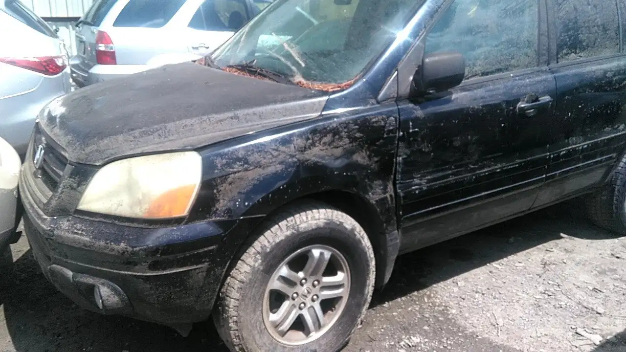 Photo of 2005 Honda Pilot