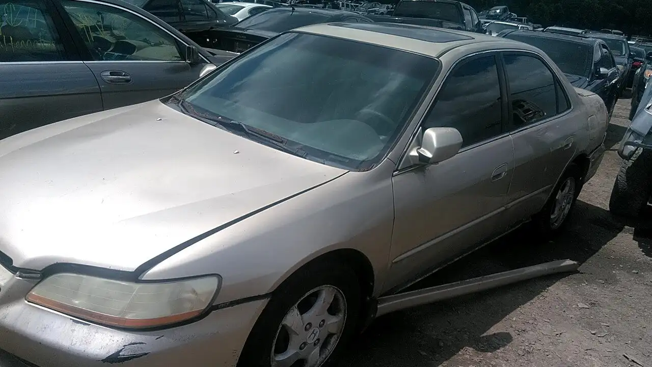Photo of 2000 Honda Accord