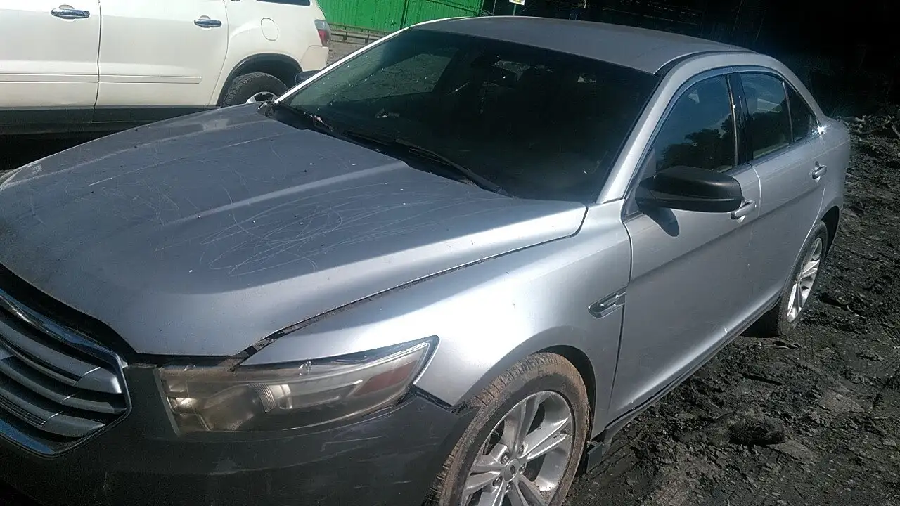Photo of 2016 Ford Taurus