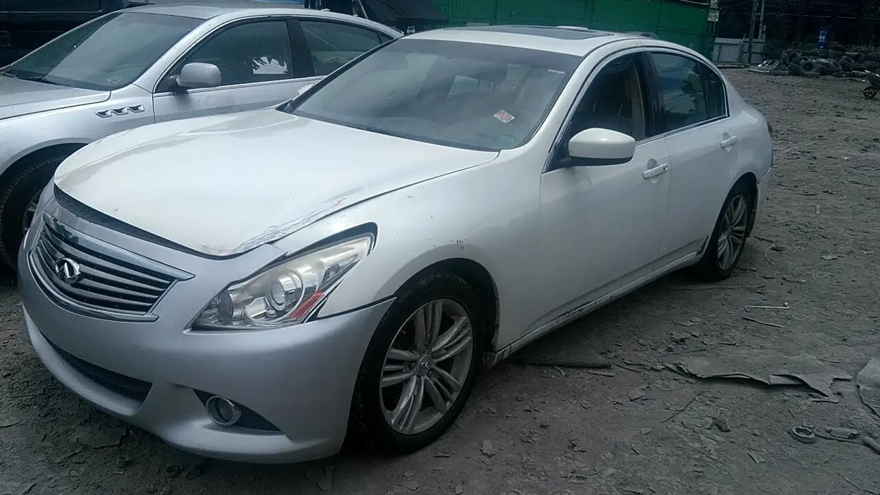 Photo of 2012 Infiniti G37