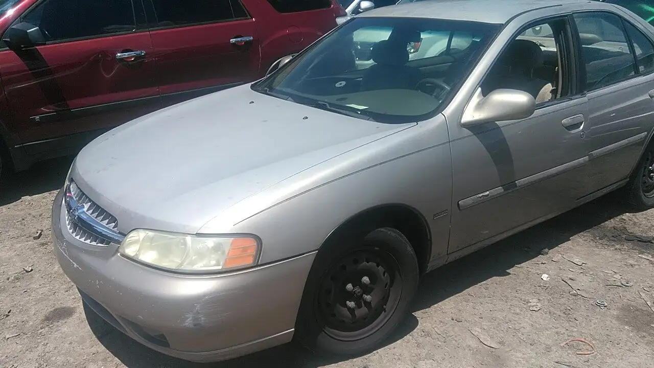 Photo of 2001 Nissan Altima