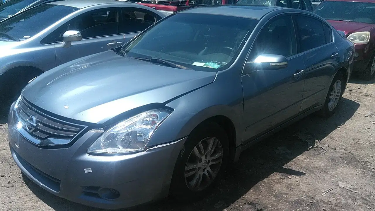 Photo of 2010 Nissan Altima