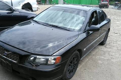 Photo of 2003 Volvo S60