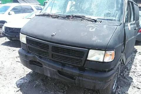 Photo of 1995 Dodge B2500