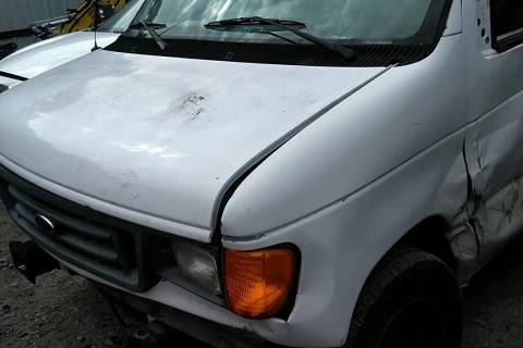 Photo of 2006 Ford E-150