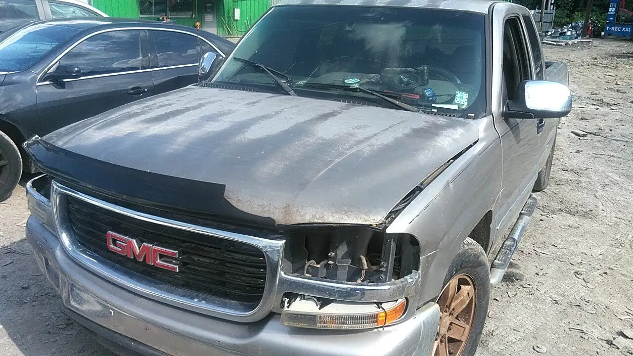 Photo of 2000 Gmc Sierra 1500