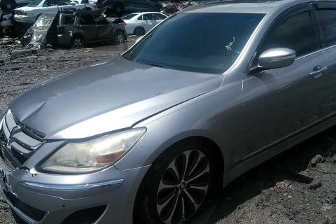 Photo of 2013 Hyundai Genesis