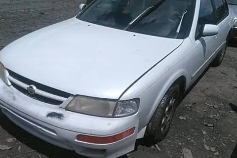 Photo of 1997 Nissan Maxima