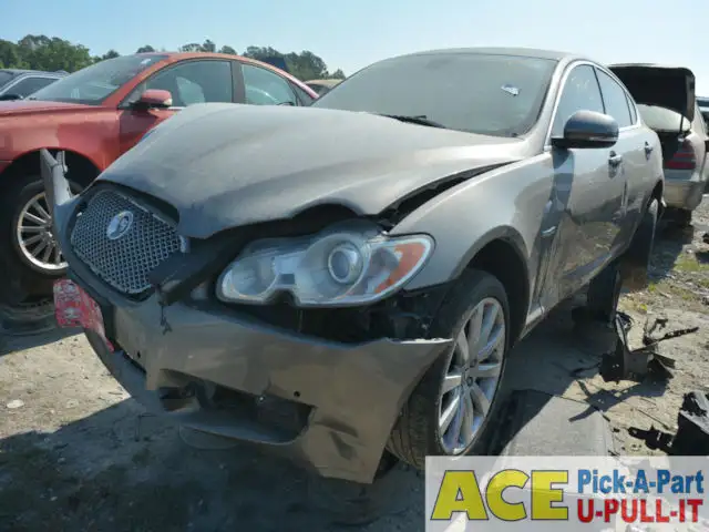 Photo of 2010 Jaguar Xf