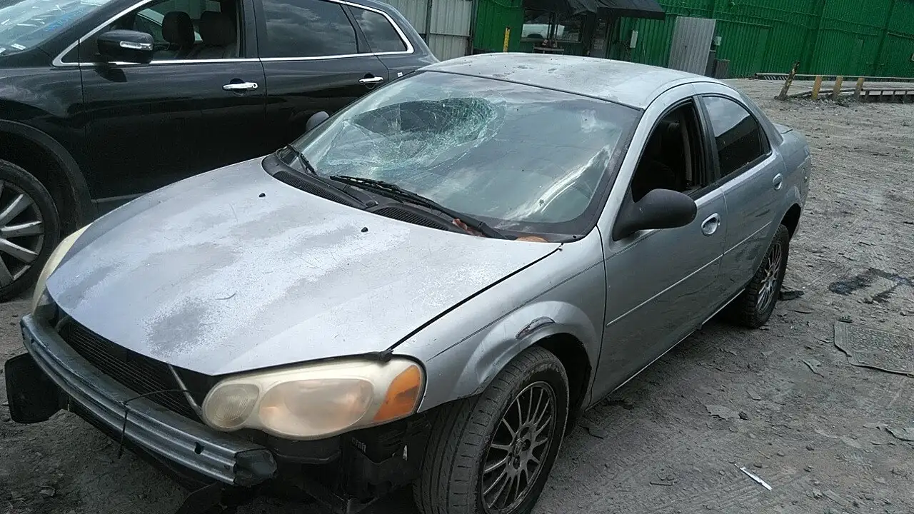 Photo of 2004 Chrysler Sebring