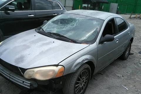 Photo of 2004 Chrysler Sebring