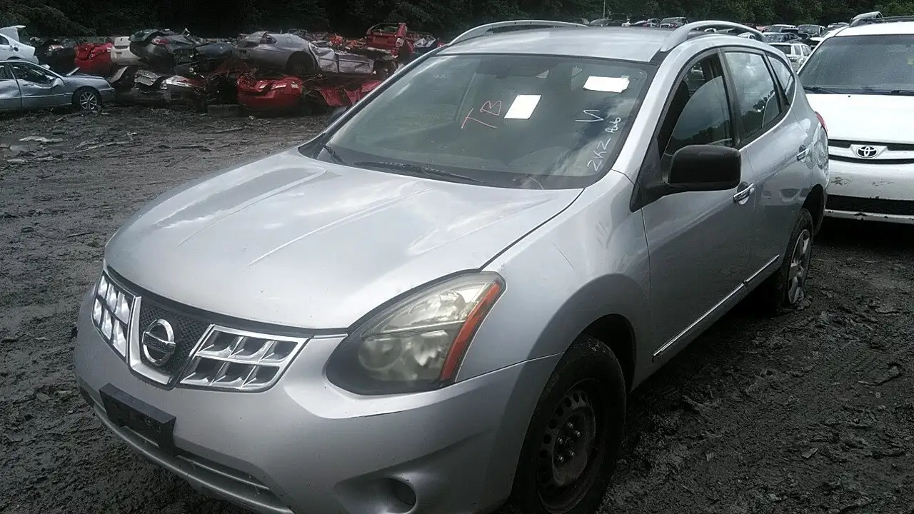 Photo of 2015 Nissan Rogue Select