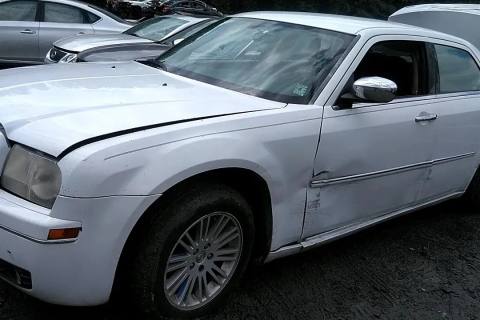 Photo of 2010 Chrysler 300